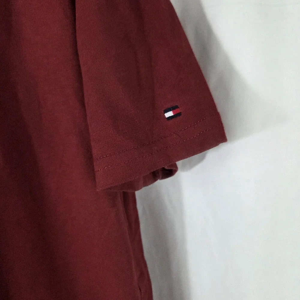 Tommy Hilfiger Shirt Kids 10-12 Red Flag Logo Graphic Crewneck Tee Top
